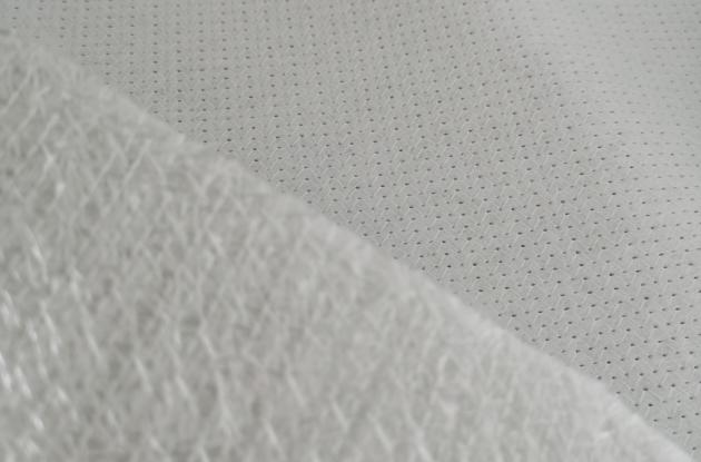 Hvor længe holder glasfiberforstærket plast?